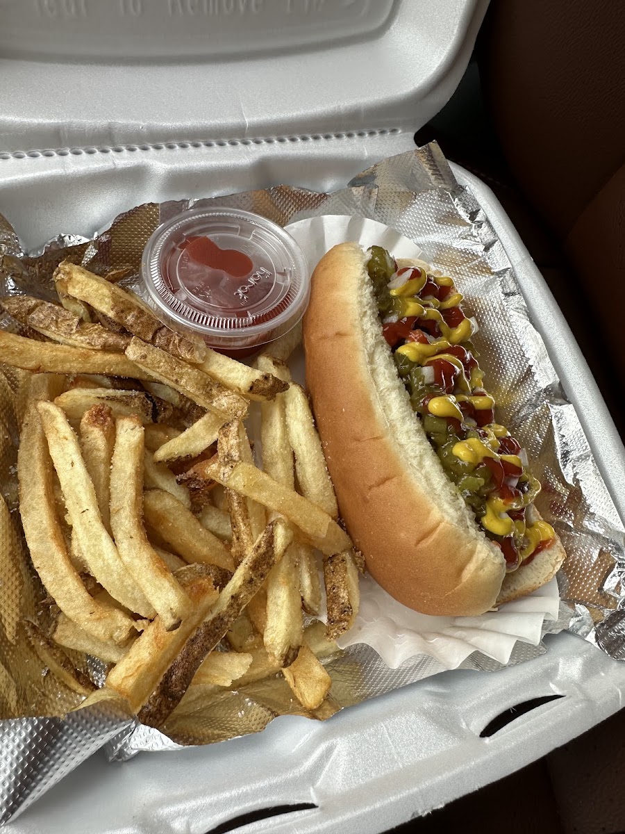 J's Mainstreet Ice Cream And Hot Dog Shoppe